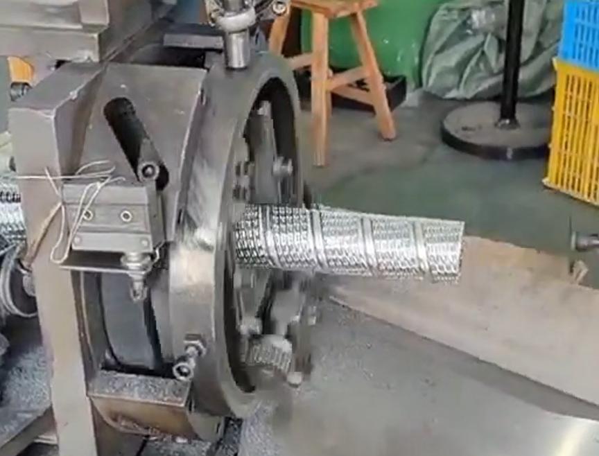 Sun Hong Spiral Tube Making Machine
